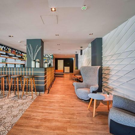 Vienna House Easy By Wyndham Dortmund City Экстерьер фото