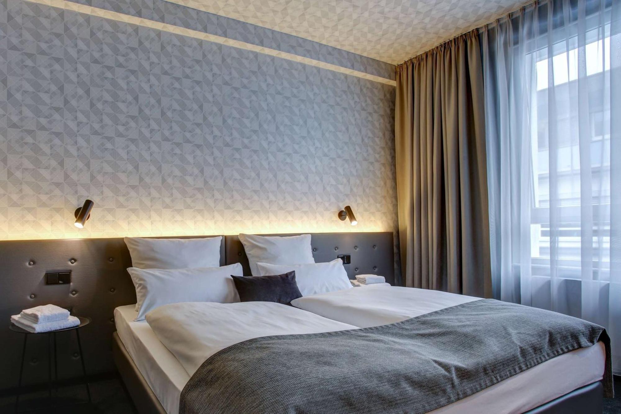 Vienna House Easy By Wyndham Dortmund City Экстерьер фото