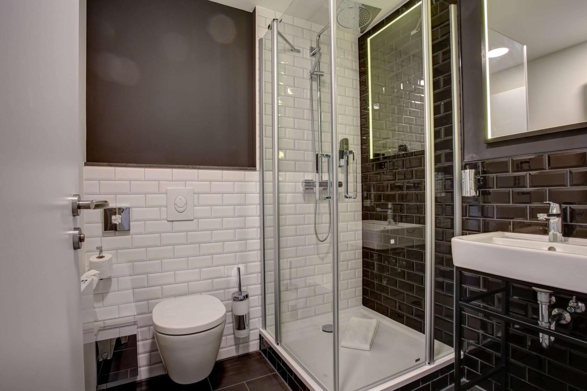 Vienna House Easy By Wyndham Dortmund City Экстерьер фото