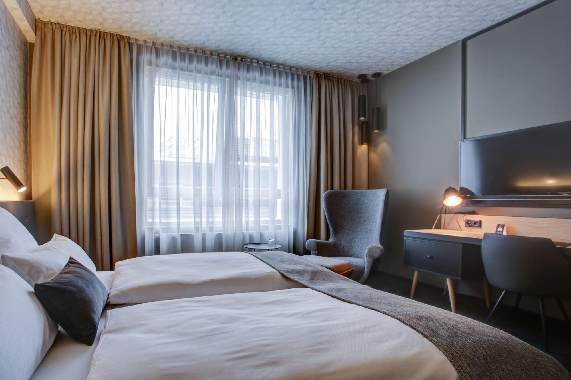 Vienna House Easy By Wyndham Dortmund City Экстерьер фото