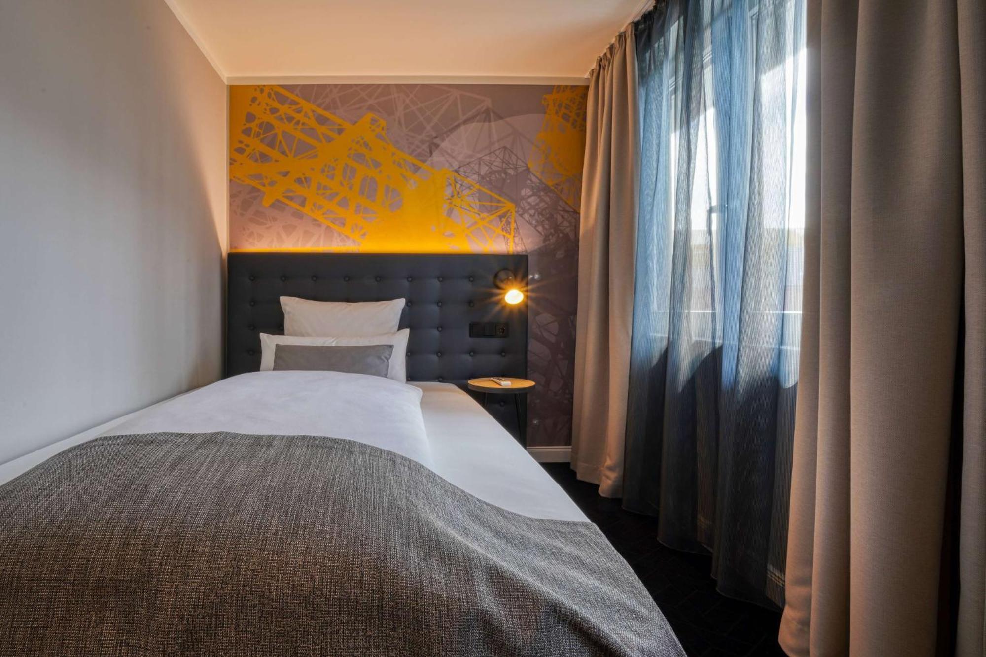 Vienna House Easy By Wyndham Dortmund City Экстерьер фото